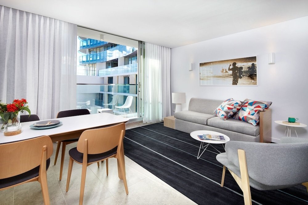 Adina Apartment Hotel Bondi Beach Sydney - Tap to explore photos