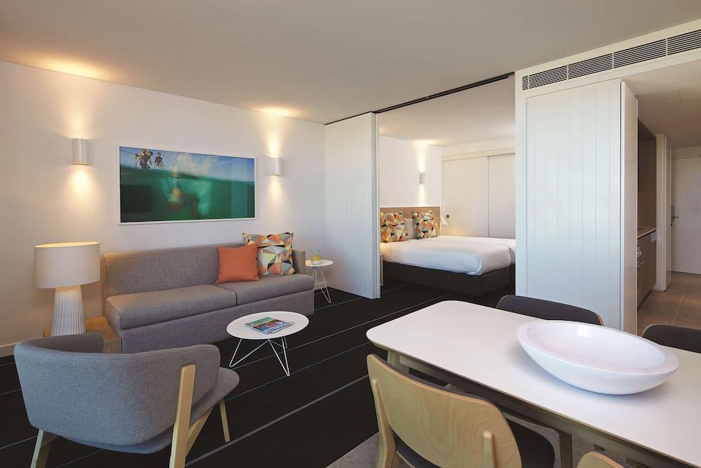 Adina Apartment Hotel Bondi Beach Sydney Room Type - One Bedroom Apartment