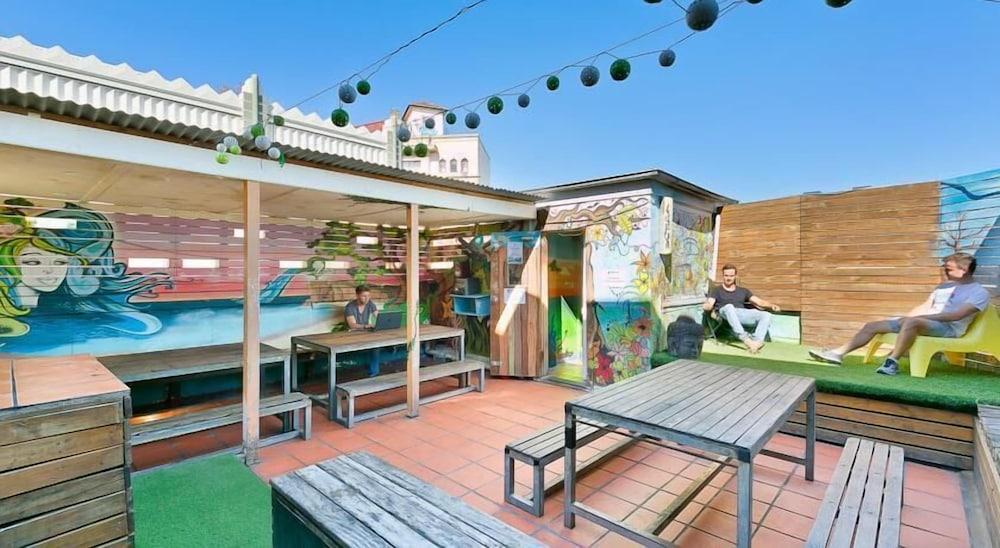 Funk House Backpackers - Tap to explore photos