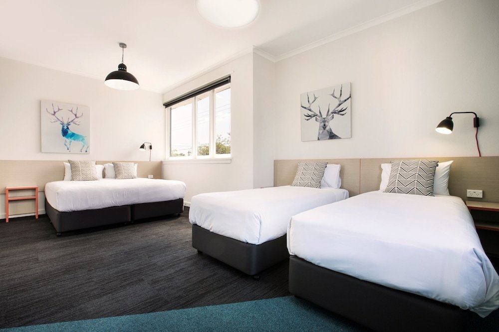 Greenacre Hotel Room Type - Family Room - Shared Bathroom