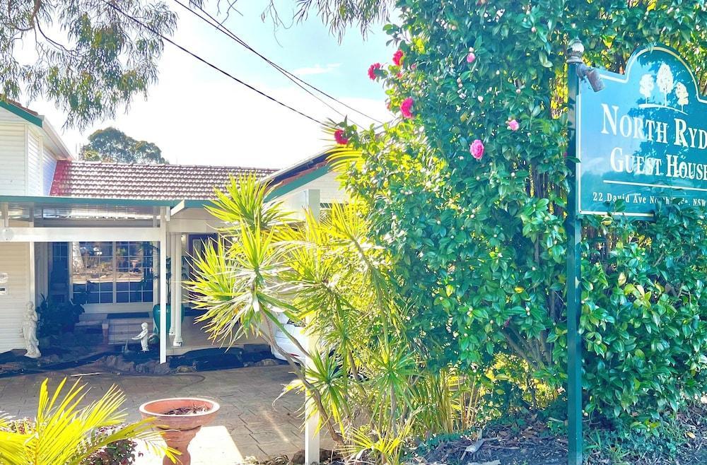 North Ryde Guest House - Tap to explore photos