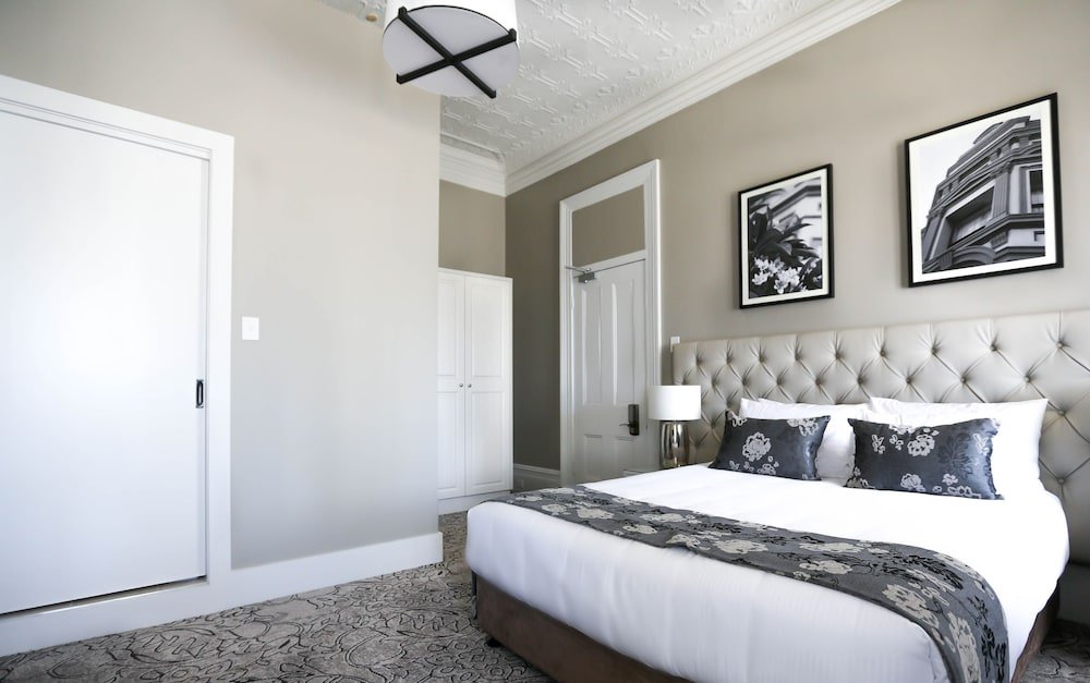 The Lurline Room Type - Heritage Room