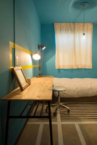 Apartment Hotel Shinjuku Room Type - Double Room with Small Double Bed