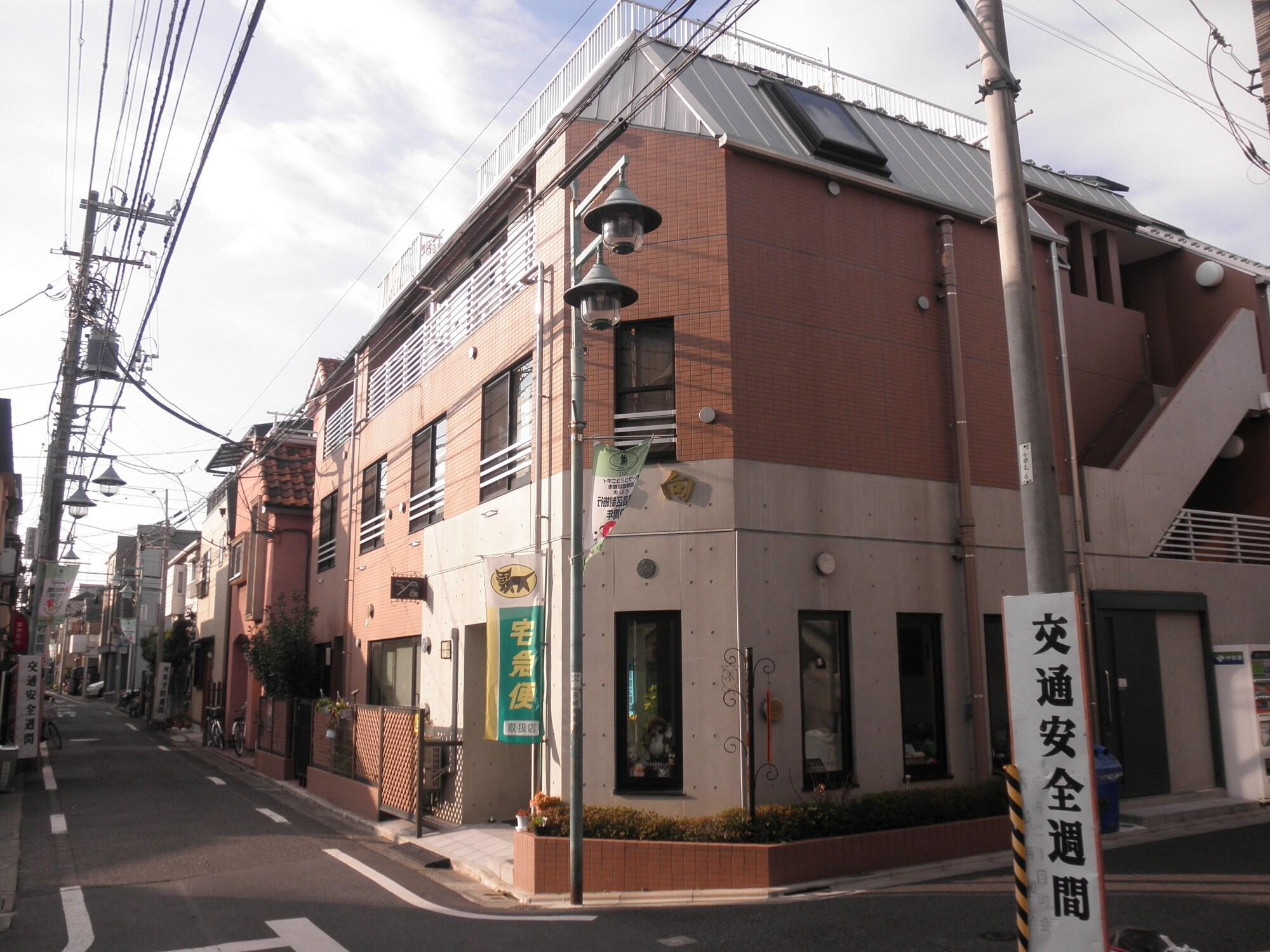 Family Inn Saiko - Tap to explore photos