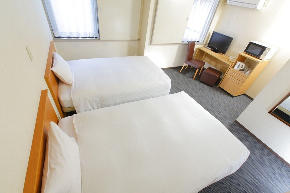 Flexstay Inn Sugamo Room Type - Standard Twin Room, Smoking (Cleaning is Optional with Additional Cost)