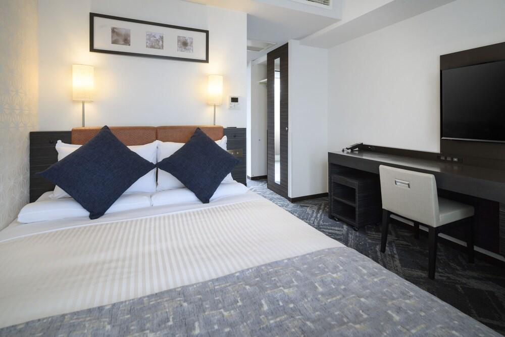 Hotel MyStays Hamamatsucho Room Type - Standard Double Room, Non Smoking (No cleaning Service) 2 Adults Hotel MyStays Hamamatsucho Room Type - Standard Double Room, Non Smoking (No cleaning Service) 2 Adults