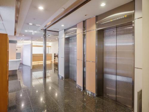 Hotel MyStays Higashi Ikebukuro - Tap to explore photos