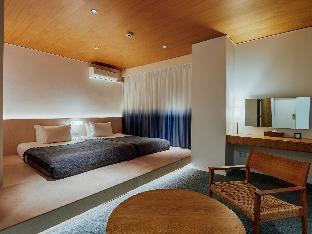 Hotel Graphy Nezu Room Type - Theater Deluxe King or Twin Room with Private Bathroom