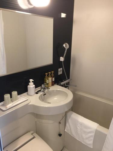 Hotel MyStays Kamata Room Type - Economy Semi-Double - Non-Smoking