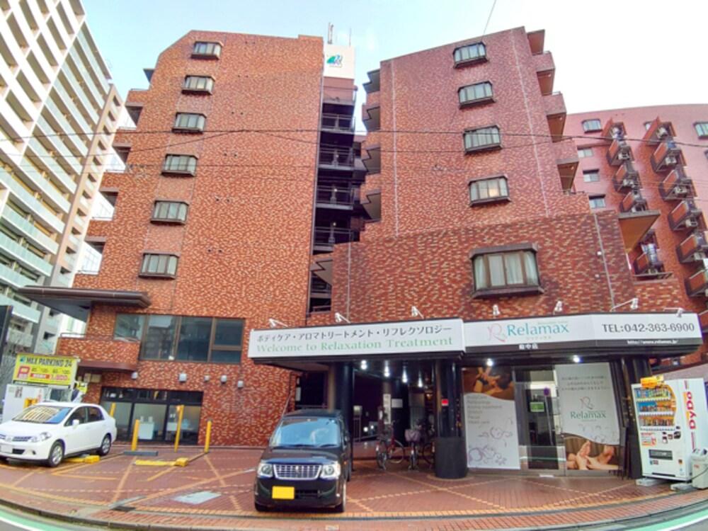 Hotel Livemax Budget Fuchu - Tap to explore photos