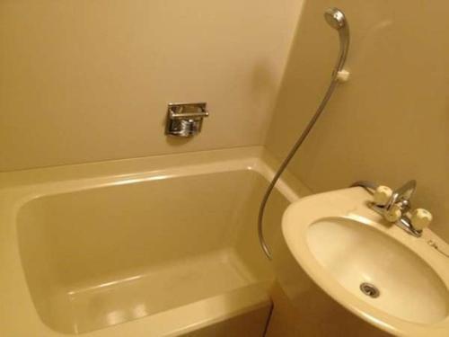 Hotel Livemax Budget Fuchu - Tap to explore photos