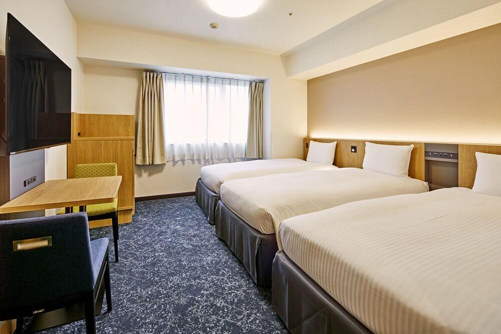 Hotel Lumiere Kasai Room Type - [Non-Smoking] Triple Room