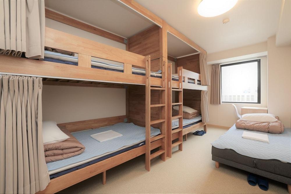Tokyo Ueno Youth Hostel - Tap to explore photos