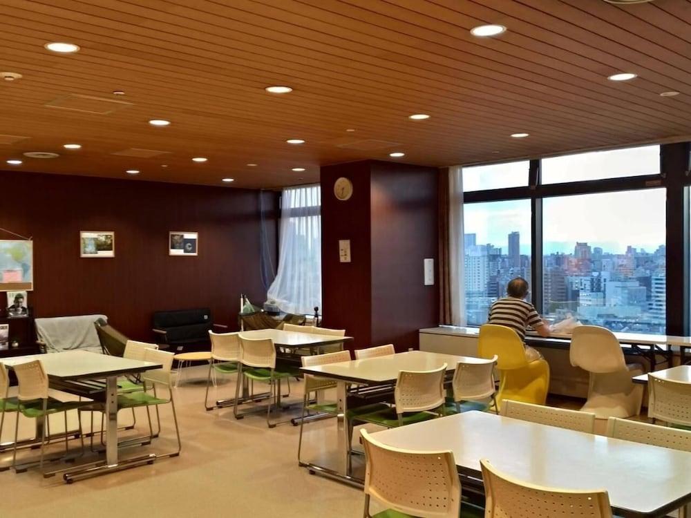 Tokyo Central Youth Hostel - Tap to explore photos