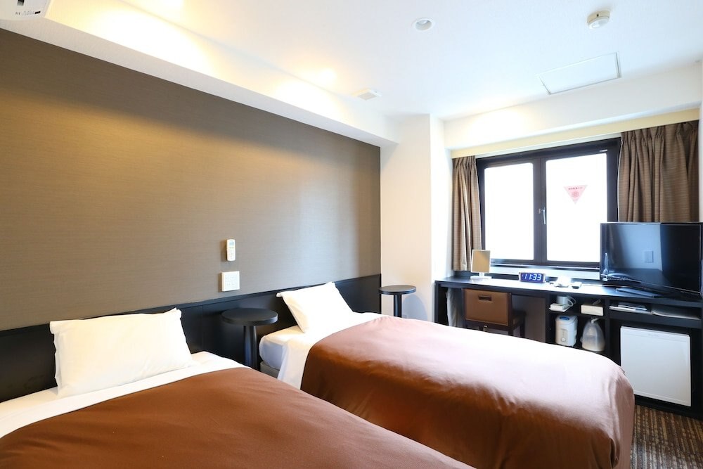 Urbain Tokyo Haneda Kamata Room Type - Twin Room, Non Smoking (Room Size 15m² / Bed Size 100cm x 2)