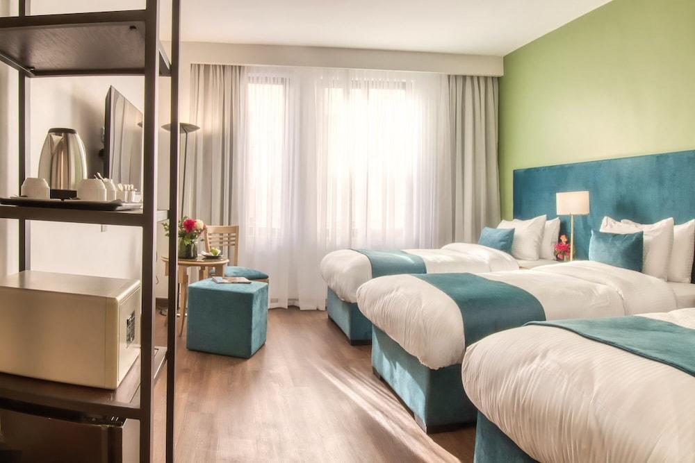 Liwan Hotel Room Type - Triple Room