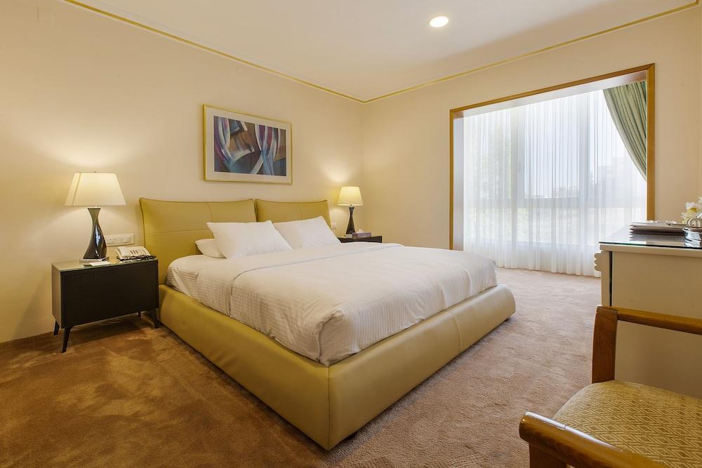 Amman International Room Type - Executive Double or Twin Room