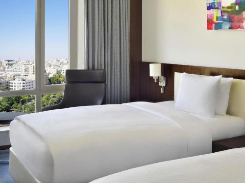 Movenpick Hotel Amman Room Type - Executive Twin Room