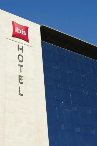 ibis Amman - Tap to explore photos