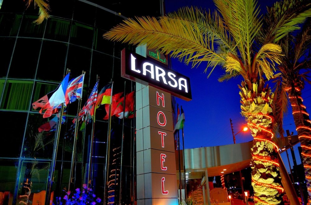 Larsa Hotel - Tap to explore photos