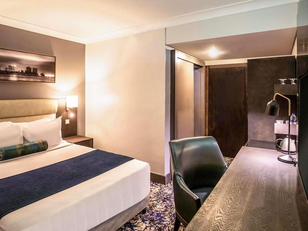 Mövenpick Hotel Ikoyi Lagos Room Type - Deluxe Room, 1 King Bed