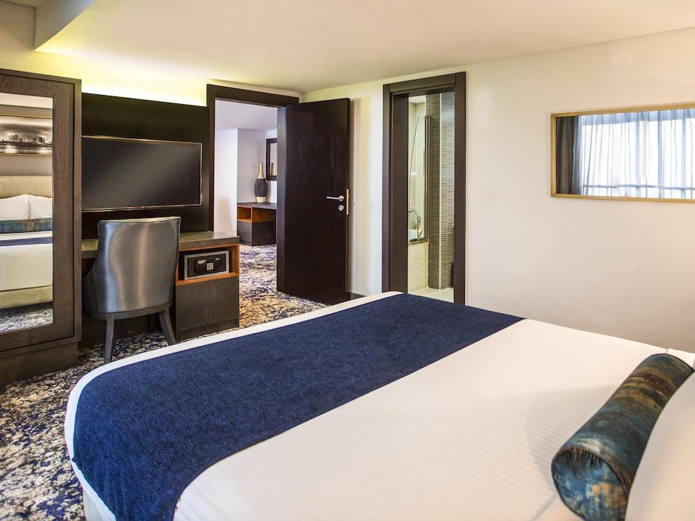 Mövenpick Hotel Ikoyi Lagos Room Type - Junior Suite, 1 King Bed