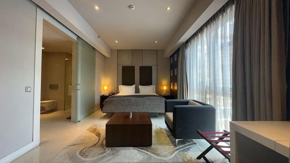 The Wheatbaker Room Type - Luxury Room, Non Smoking