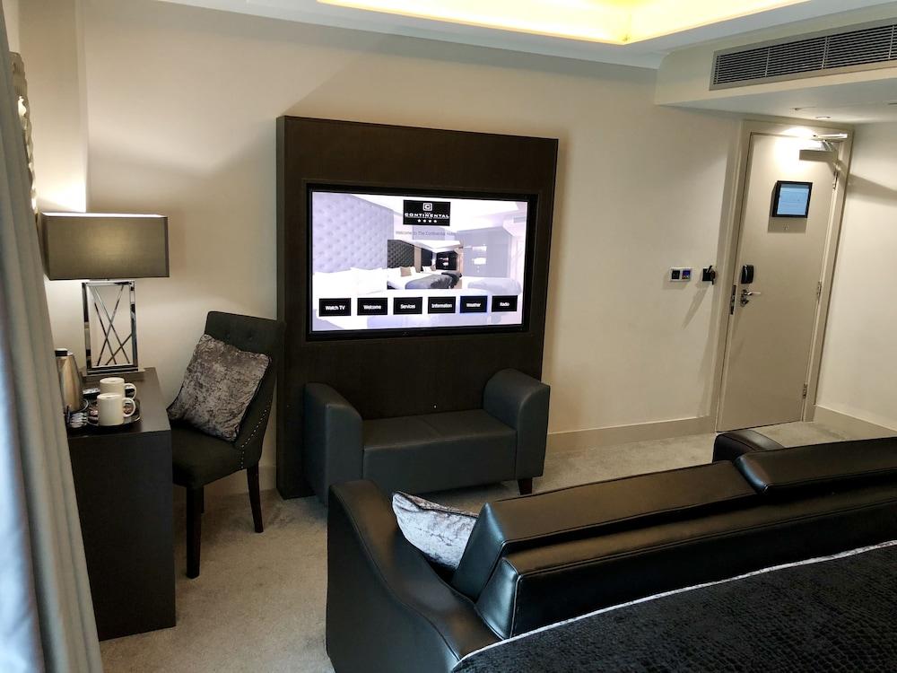 The Continental Hotel and Spa, Heathrow Room Type - Executive Double Room
