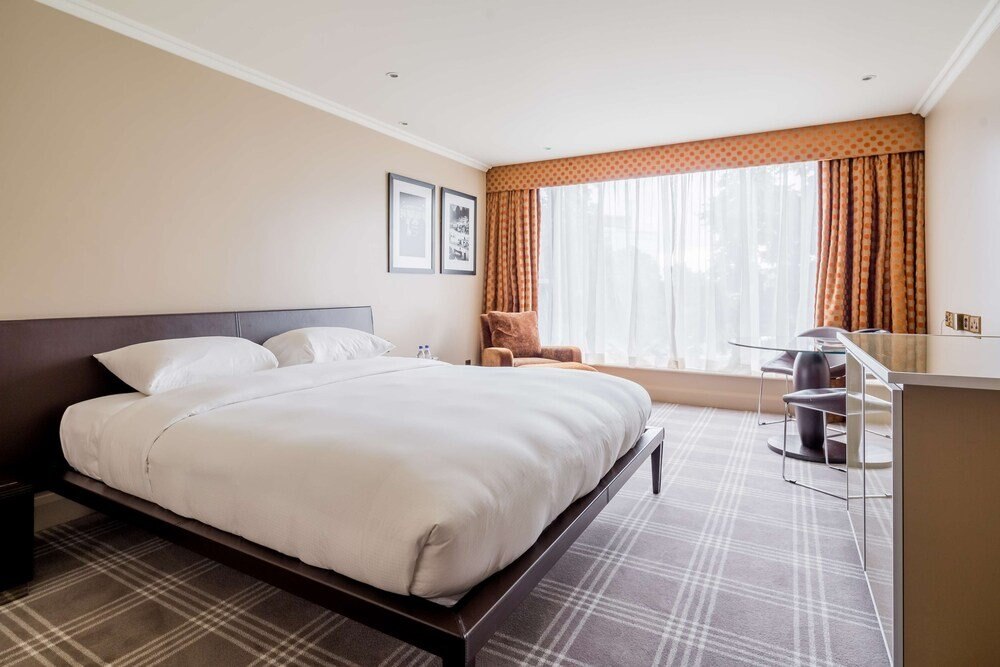 Radisson Blu Hotel, London Heathrow Room Type - Premium Room
