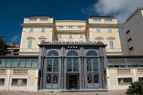 Hotel San Giorgio - Tap to explore photos