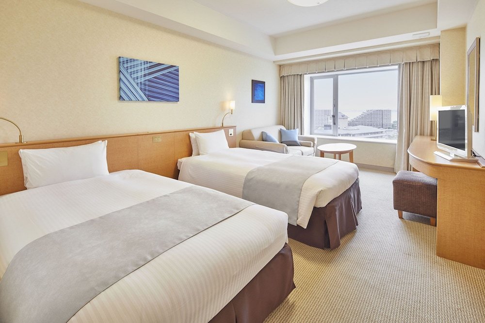 Hotel Emion Tokyo Bay - Tap to explore photos