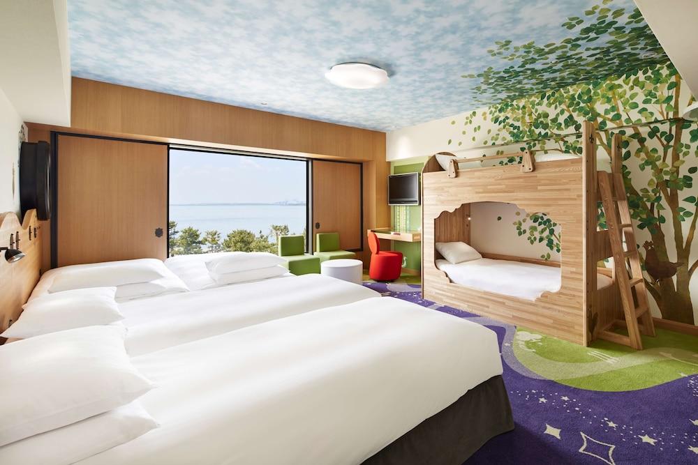 Hilton Tokyo Bay Room Type - Family Happy Magic, Ocean View Hilton Tokyo Bay Room Type - Family Happy Magic, Ocean View