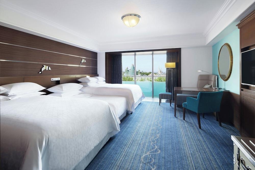 Sheraton Grande Tokyo Bay Hotel Room Type - Room, 1 Twin Bed, Balcony (Disney or Bay view)