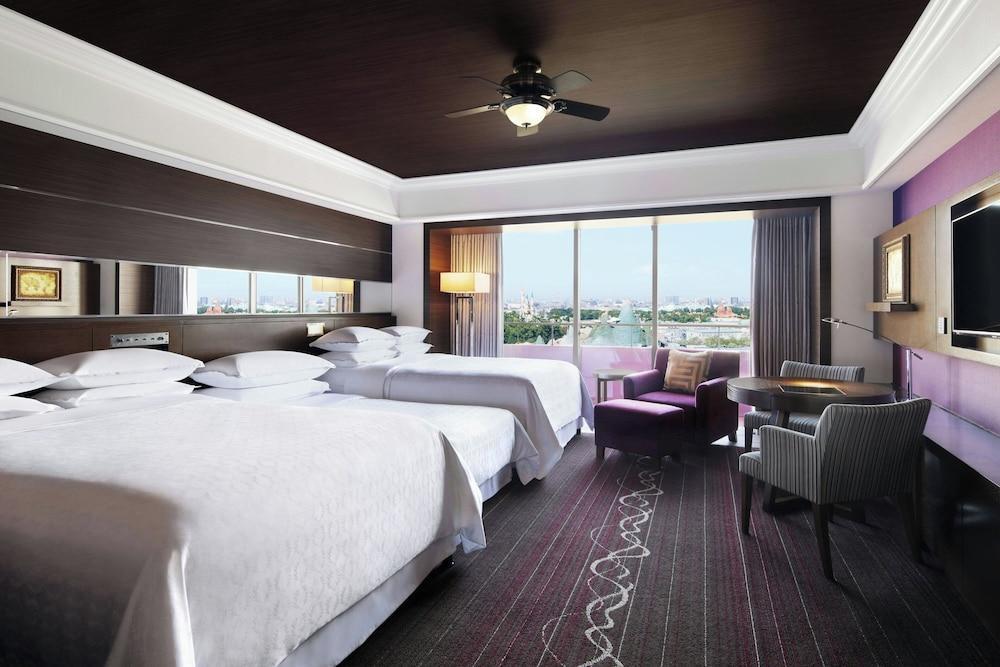 Sheraton Grande Tokyo Bay Hotel Room Type - Club Room, 1 Double Bed