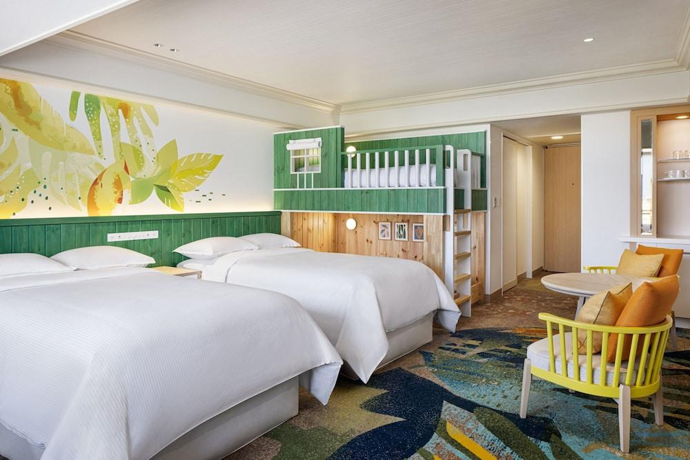 Sheraton Grande Tokyo Bay Hotel Room Type - Room, 1 Double Bed, Balcony, Bay View