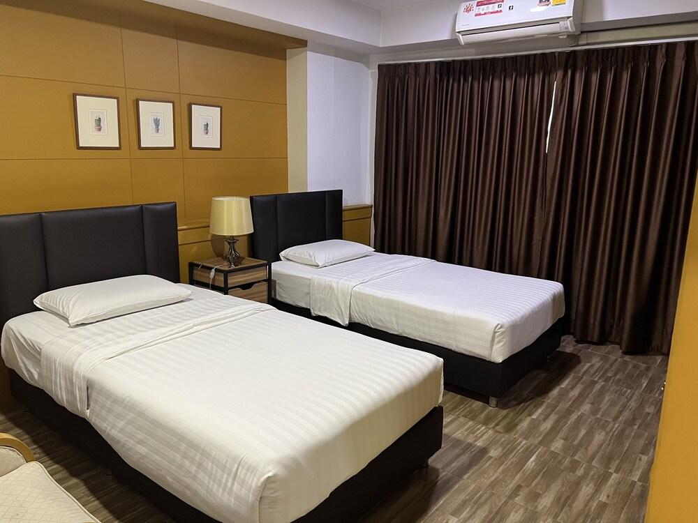 Mall Suites Hotel Room Type - Standard Double or Twin Room Mall Suites Hotel Room Type - Standard Double or Twin Room
