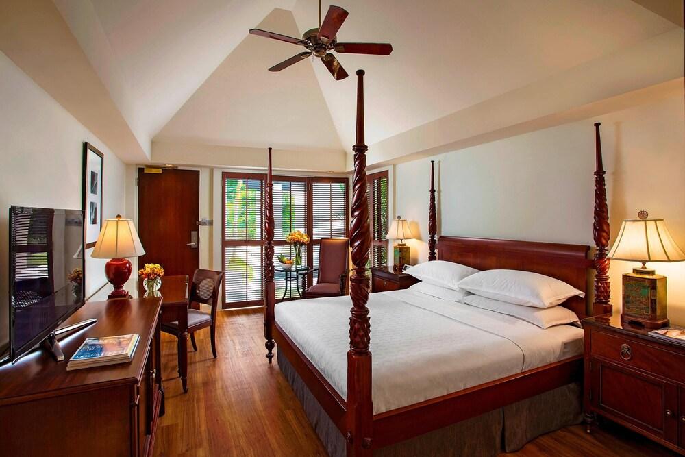 Sheraton Towers Singapore Room Type - Club Room, 1 King Bed, Cabana