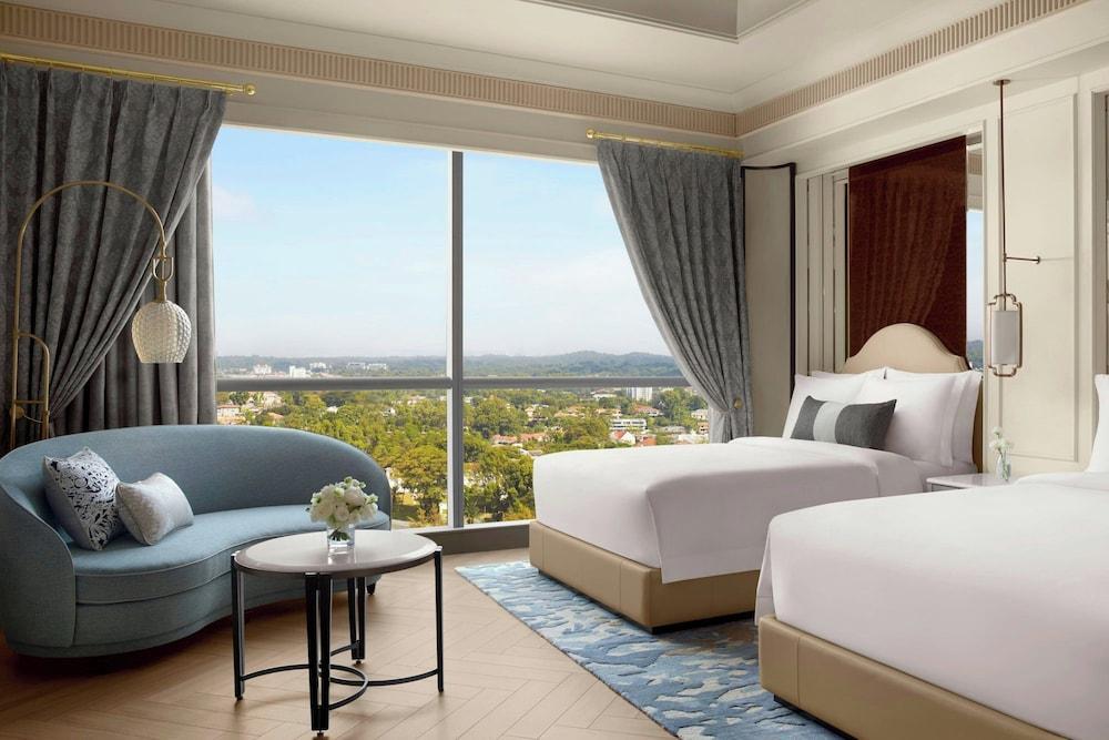 The St. Regis Singapore Room Type - 2 Double Beds, Botanical Garden View, Astor Grand Deluxe Guest Room