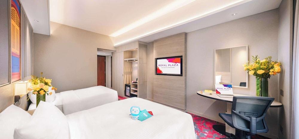 Royal Plaza on Scotts Room Type - Deluxe Room, 2 Queen Beds
