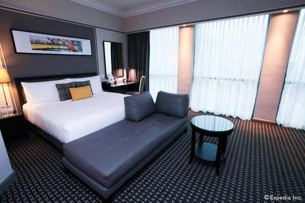 Grand Copthorne Waterfront Hotel Singapore - Tap to explore photos