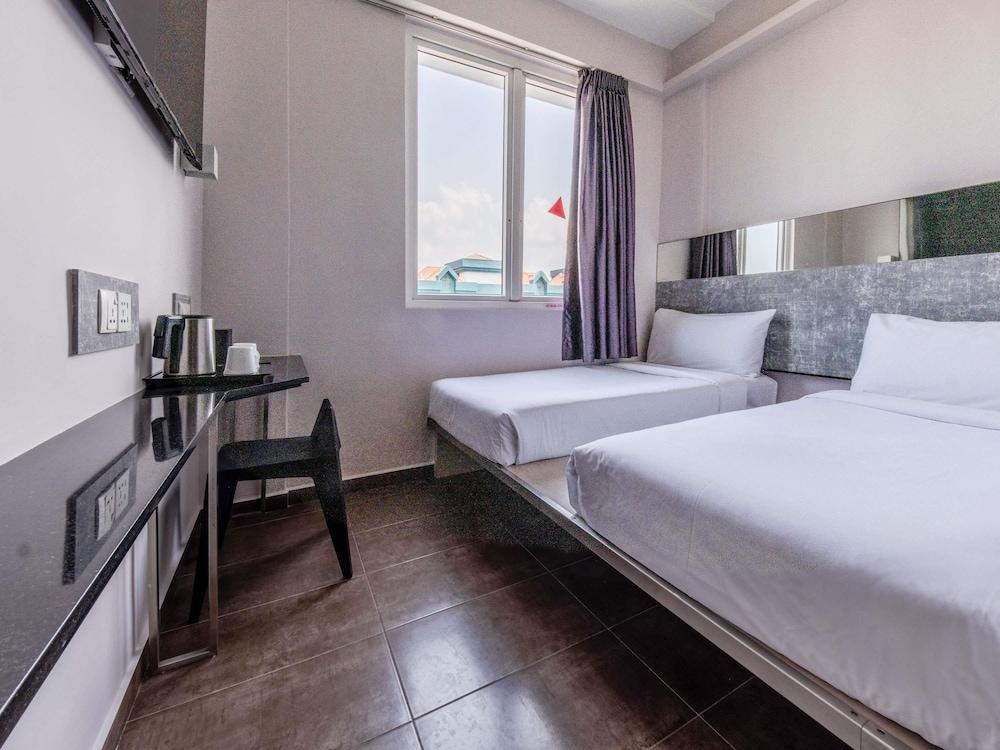 ibis budget Singapore Vanda Room Type - Deluxe Room, 2 Twin Beds