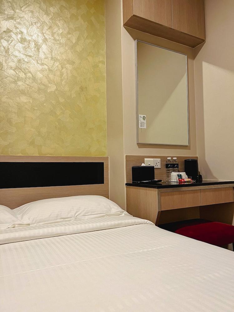 Fragrance Hotel - Ocean View Room Type - Standard Double or Twin Room(1 Double Bed)