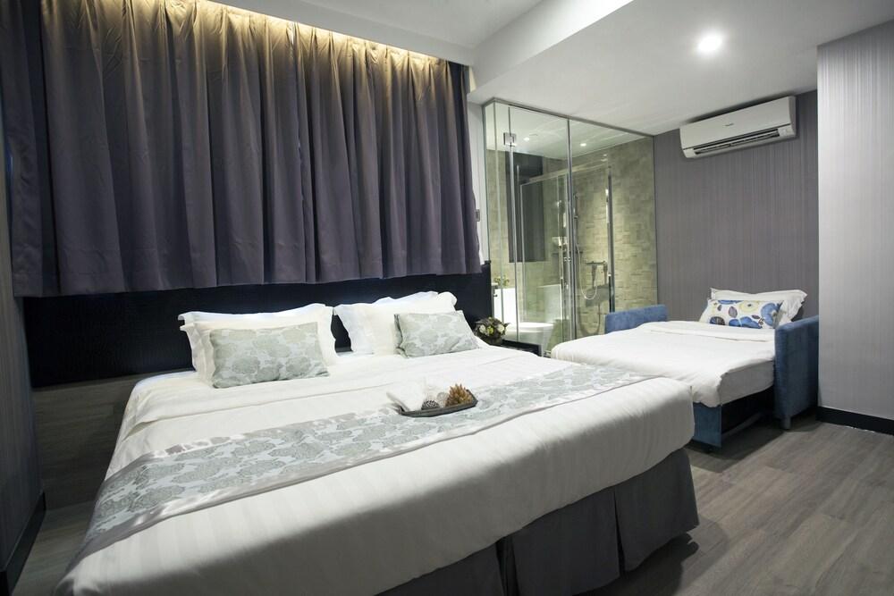 M1 Hotel North Point - Tap to explore photos