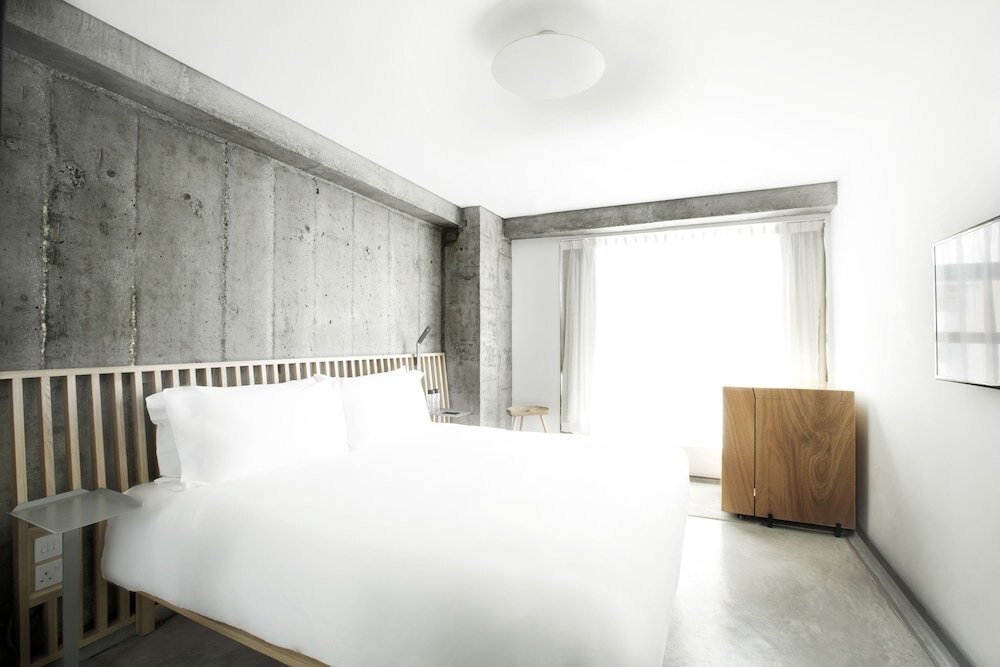 Tuve Room Type - Deluxe King Room