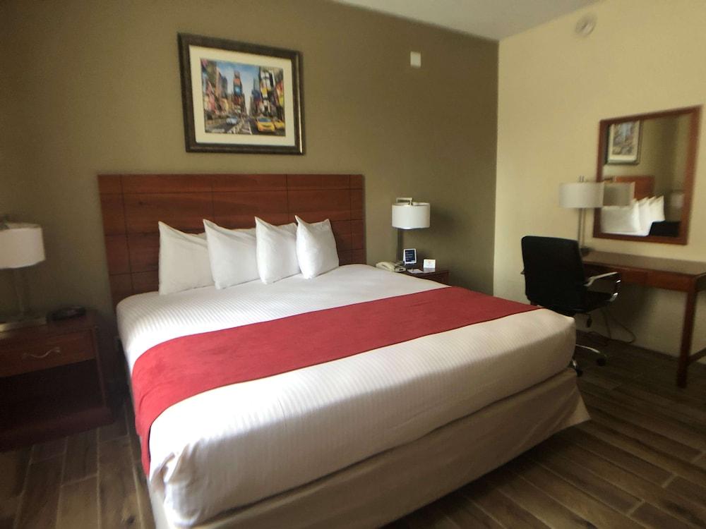 Best Western Jamaica Inn - Tap to explore photos