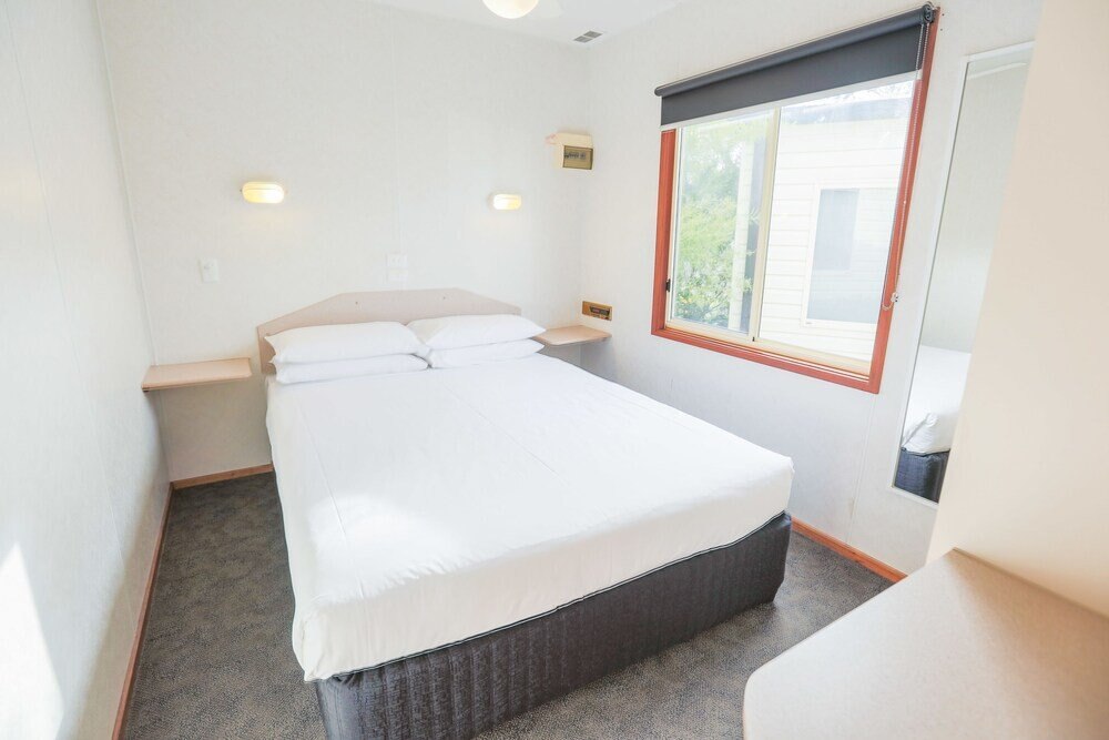 BIG4 Melbourne Holiday Park Room Type - Two Bedroom Holiday Unit - Six Berth BIG4 Melbourne Holiday Park Room Type - Two Bedroom Holiday Unit - Six Berth