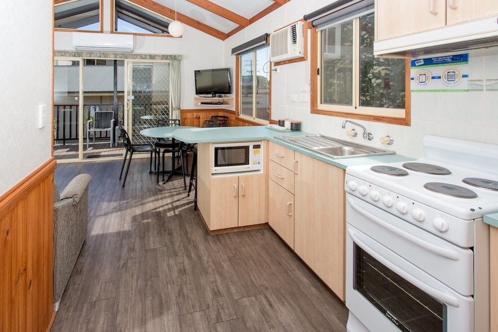 BIG4 Melbourne Holiday Park Room Type - Three Bedroom Villa BIG4 Melbourne Holiday Park Room Type - Three Bedroom Villa