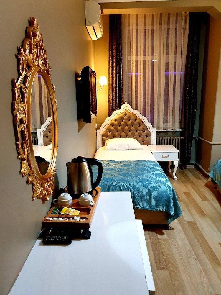 Sehir Hotel Old City - Tap to explore photos