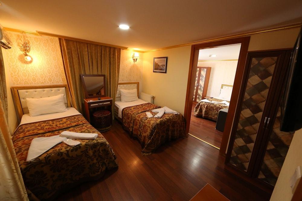 Meddusa Hotel Room Type - Family Room