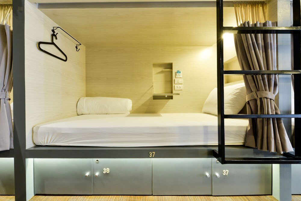 The Cube Hostel Silom Room Type - SINGLE BED CUBE SIDE ENTRY